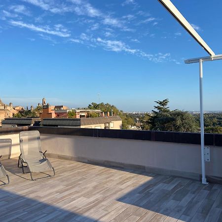 Апартаменты Attico Panoramico Luxury Roma Экстерьер фото