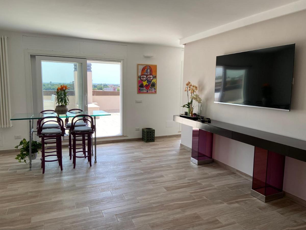 Апартаменты Attico Panoramico Luxury Roma Экстерьер фото